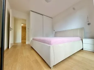Pronájem bytu 2+kk, Praha - Smíchov, U Blaženky, 60 m2