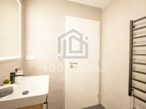 Pronájem bytu 1+kk, Pardubice, třída Míru, 27 m2