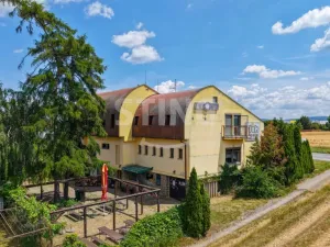 Prodej restaurace, Strážnice, Skalická, 360 m2