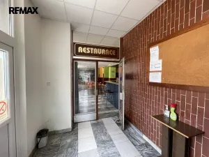 Pronájem obchodního prostoru, Třebíč - Borovina, Okružní, 427 m2
