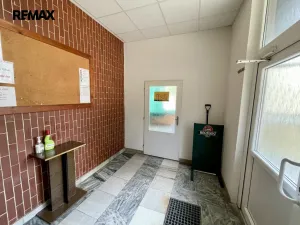 Pronájem obchodního prostoru, Třebíč - Borovina, Okružní, 427 m2