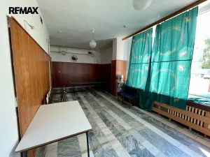 Pronájem obchodního prostoru, Třebíč - Borovina, Okružní, 427 m2