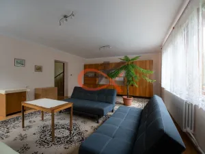 Prodej rodinného domu, Karolinka, Bařinská, 220 m2