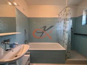 Prodej rodinného domu, Karolinka, Bařinská, 220 m2