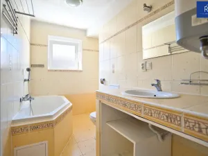 Prodej bytu 2+1, Uničov, Opletalova, 56 m2