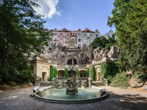 Prodej atypického bytu, Praha, Bělehradská, 72 m2