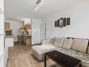 Prodej bytu 2+kk, Praha - Střížkov, Jablonecká, 40 m2