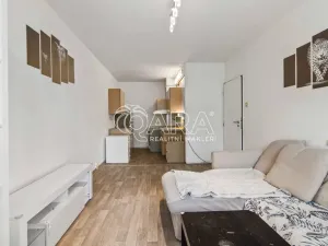 Prodej bytu 2+kk, Praha - Střížkov, Jablonecká, 40 m2