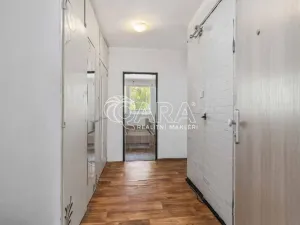 Prodej bytu 2+kk, Praha - Střížkov, Jablonecká, 40 m2