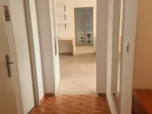 Pronájem bytu 2+1, Praha - Prosek, Okřínecká, 52 m2
