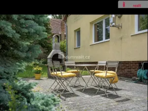 Pronájem atypického bytu, Praha - Lipence, Jílovišťská, 13 m2