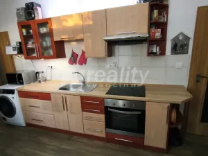 Pronájem bytu 2+1, Náměšť nad Oslavou, 65 m2