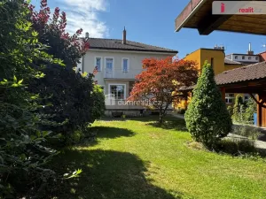 Pronájem rodinného domu, Pardubice - Bílé Předměstí, Na Okrouhlíku, 290 m2