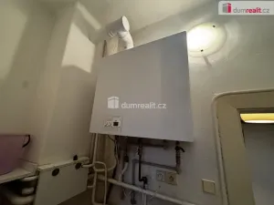 Pronájem kanceláře, Pardubice - Bílé Předměstí, Na Okrouhlíku, 290 m2