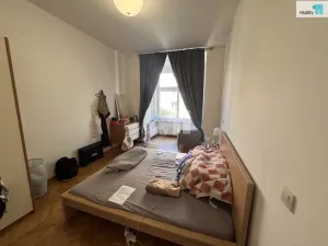 Pronájem bytu 3+kk, Praha - Karlín, Křižíkova, 83 m2