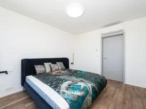 Pronájem bytu 2+kk, Brno, třída Generála Píky, 68 m2