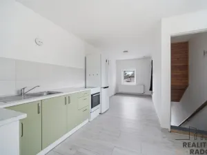 Pronájem bytu 2+1, Pardubice, Dašická, 54 m2