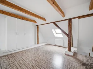 Pronájem bytu 2+1, Pardubice, Dašická, 54 m2