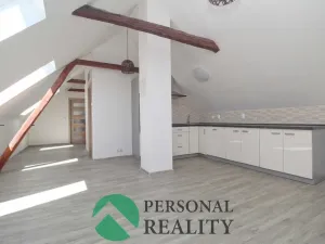 Prodej komerční nemovitosti, Krupá, 130 m2