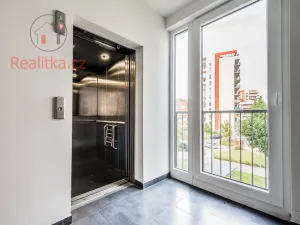 Prodej bytu 1+kk, Praha - Letňany, Pavla Beneše, 37 m2