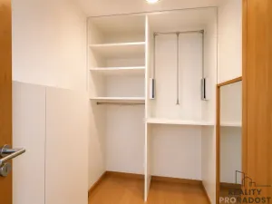 Pronájem bytu 3+kk, Praha - Vršovice, Vršovická, 91 m2