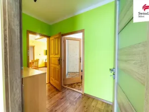 Prodej bytu 3+1, Nové Hrady, Zahradní čtvrť, 71 m2