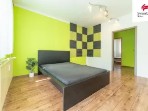 Prodej bytu 3+1, Nové Hrady, Zahradní čtvrť, 71 m2