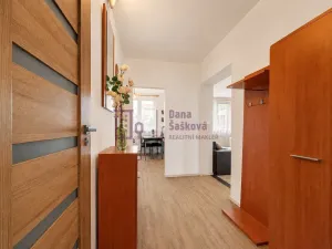 Prodej bytu 3+1, Člunek - Lomy, 63 m2