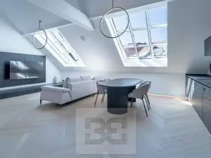 Pronájem bytu 4+kk, Praha - Karlín, Sokolovská, 183 m2