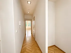 Pronájem bytu 1+kk, Praha, Myslíkova, 36 m2
