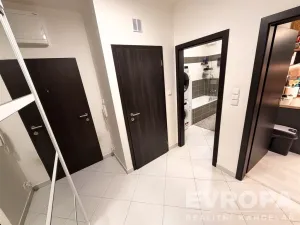 Pronájem bytu 2+kk, Praha - Dolní Měcholupy, Honzíkova, 59 m2
