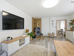 Prodej rodinného domu, Dubí, Údolí, 105 m2