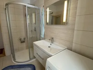 Pronájem bytu 4+1, Opava - Předměstí, Hobzíkova, 107 m2