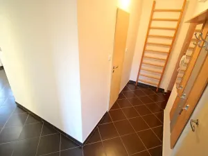 Pronájem bytu 2+1, Brno, Plovdivská, 56 m2