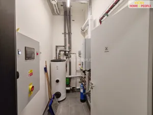 Pronájem skladu, Ostrov - Dolní Žďár, 4400 m2