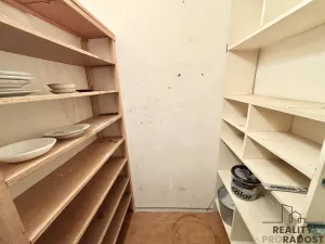 Prodej bytu 3+1, Olomouc, Kmochova, 75 m2