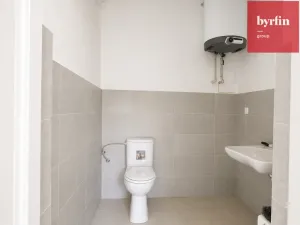 Pronájem obchodního prostoru, Krnov, nám. Minoritů, 88 m2