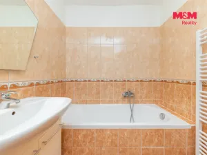 Prodej bytu 2+kk, Drásov, Hradčanská, 53 m2
