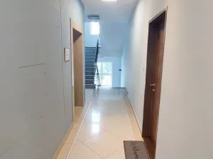 Pronájem bytu 2+kk, Mariánské Lázně - Úšovice, Zeyerova, 57 m2