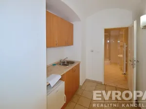 Prodej kanceláře, Praha - Vinohrady, Dykova, 79 m2