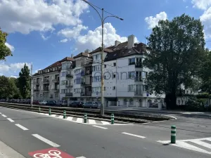 Prodej bytu 3+1, Praha, Podolská, 86 m2