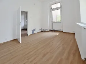 Pronájem bytu 2+1, Praha, Štěpánská, 48 m2