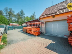 Prodej komerční nemovitosti, Žichlínek, 1952 m2