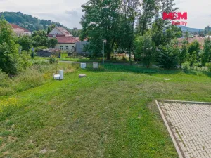 Pronájem komerčního pozemku, Nový Bor - Arnultovice, 300 m2
