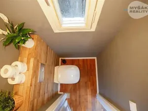 Pronájem bytu 2+kk, Praha - Karlín, Pobřežní, 56 m2