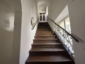 Pronájem bytu 3+1, Praha - Malá Strana, Sněmovní, 85 m2