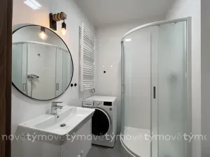 Pronájem bytu 1+kk, Pardubice, Pod Vinicí, 35 m2
