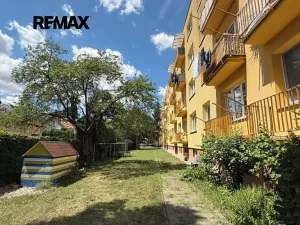 Pronájem bytu 2+1, Slavkov u Brna, Komenského náměstí, 55 m2