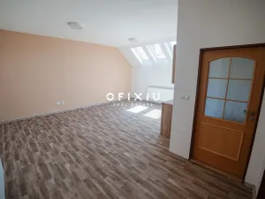 Prodej činžovního domu, Hrušovany nad Jevišovkou, náměstí Míru, 260 m2
