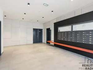 Pronájem bytu 2+kk, Praha - Modřany, Komořanská, 63 m2
